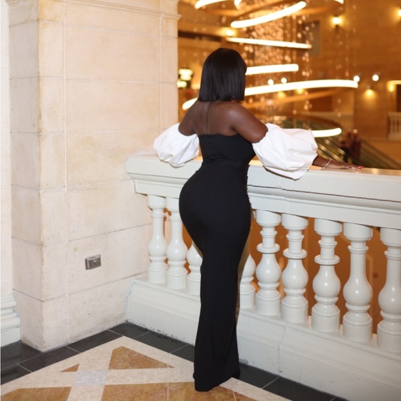 Medium-size black and white from Donne par Dieu. - Picture 3 of 3